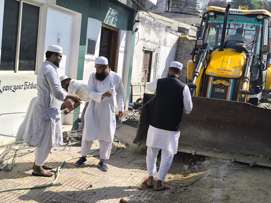 Community support effort connected to mosque infrastructure